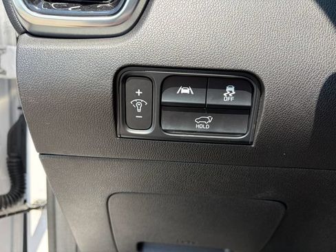 Certified 2023 Kia Sorento SX AWD/4WD image 15