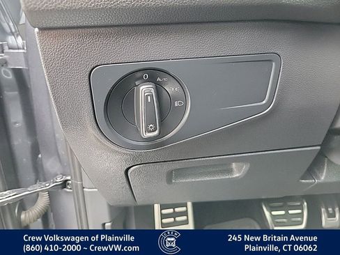 Used 2023 Volkswagen Tiguan SE R-Line FWD image 39