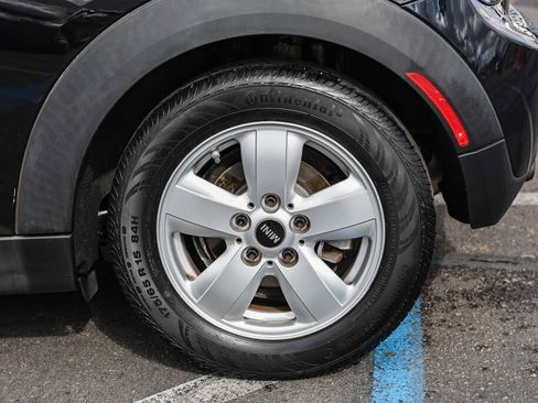 Used 2017 MINI Cooper 2-Door Hardtop image 23