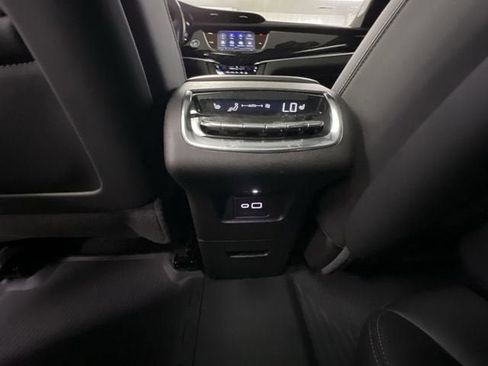 Certified 2023 Cadillac XT6 Premium Luxury AWD/4WD image 22