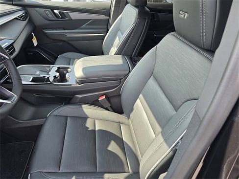 New 2026 Buick Enclave Sport Touring w/ Power Package image 18