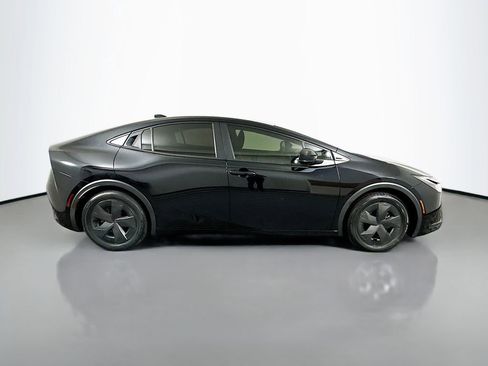 Used 2024 Toyota Prius LE image 4