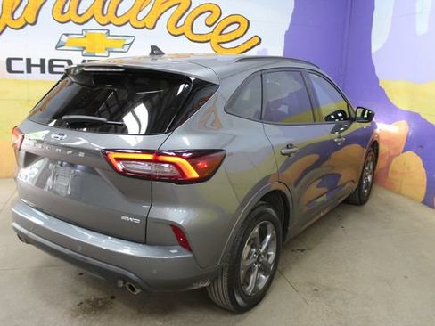 Used 2023 Ford Escape ST-Line w/ Tech Pack #1 AWD/4WD image 8