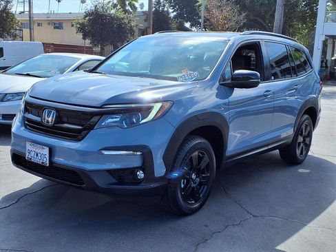 Certified 2022 Honda Pilot TrailSport image 3