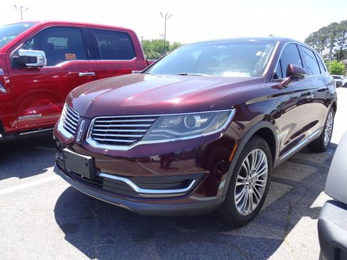 Used 2018 Lincoln MKX Reserve FWD image 3