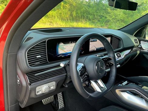 Used 2024 Mercedes-Benz GLE 53 AMG 4MATIC image 5