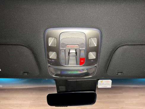 Used 2023 Genesis GV70 2.5T w/ Sport Prestige Package image 19