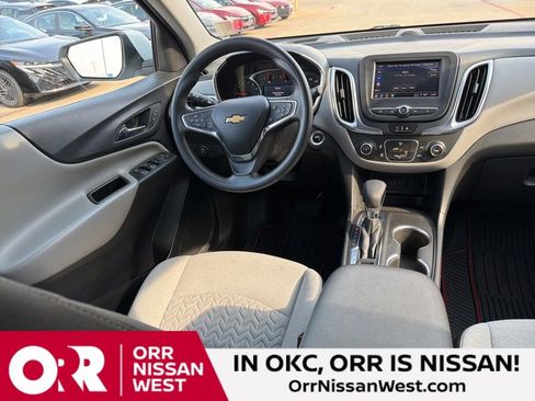 Used 2022 Chevrolet Equinox LT FWD image 21
