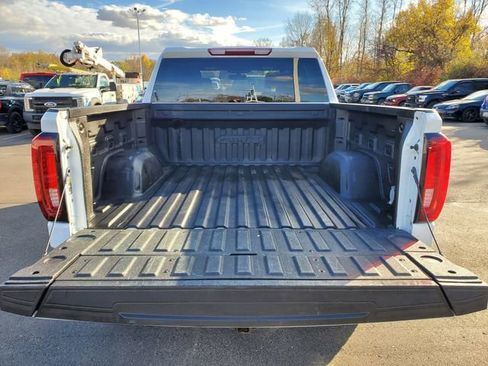 Used 2021 GMC Sierra 1500 AT4 w/ Off-Road Performance Package image 34
