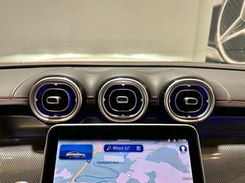 Used 2025 Mercedes-Benz GLC 43 AMG 4MATIC image 23