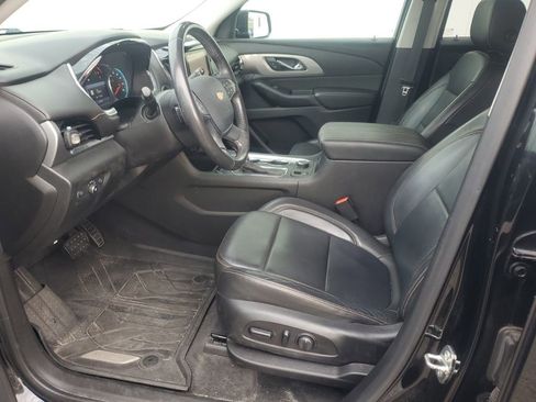 Used 2020 Chevrolet Traverse LT w/ LT Premium Package image 12