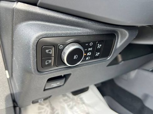 Certified 2025 Ford Bronco Outer Banks w/ Sasquatch Package AWD/4WD image 7