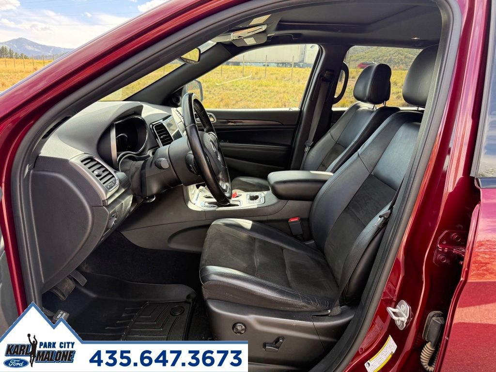 Used 2020 Jeep Grand Cherokee Altitude AWD/4WD image 12