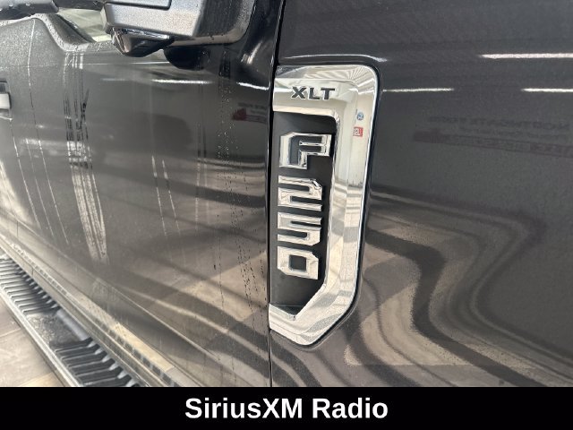 Used 2019 Ford F250 XLT w/ XLT Value Package AWD/4WD image 6