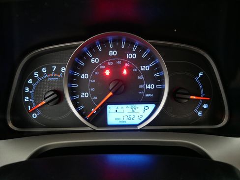 Used 2015 Toyota RAV4 XLE AWD/4WD image 21