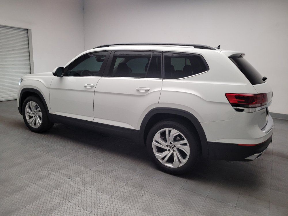 Used 2023 Volkswagen Atlas SE w/ Panoramic Sunroof Package FWD image 3