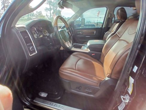 Used 2016 RAM 3500 Laramie Longhorn w/ Convenience Group image 40