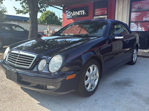 Used 2001 Mercedes-Benz CLK 320 Cabriolet w/ K2 Opt Pkg image 1