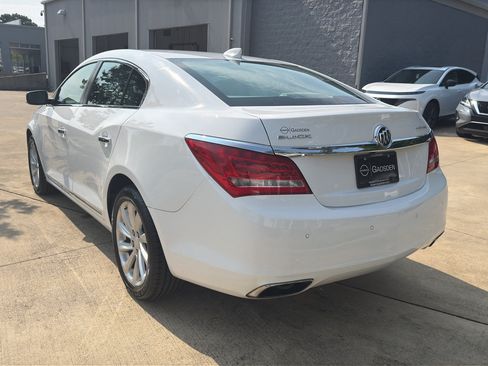 Used 2016 Buick LaCrosse Leather w/ Experience Buick Package FWD image 5