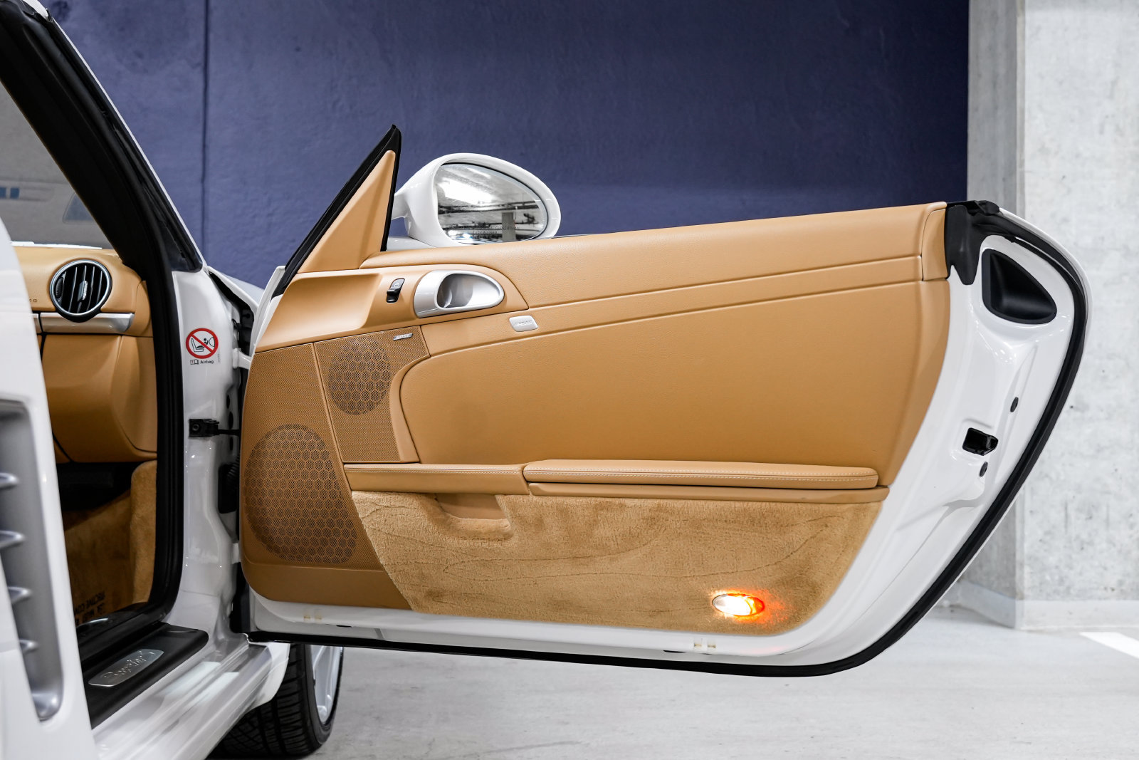 Used 2010 Porsche Boxster S RWD image 19