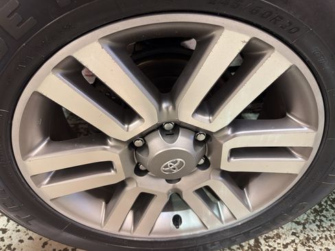 Used 2013 Toyota 4Runner Limited AWD/4WD image 36