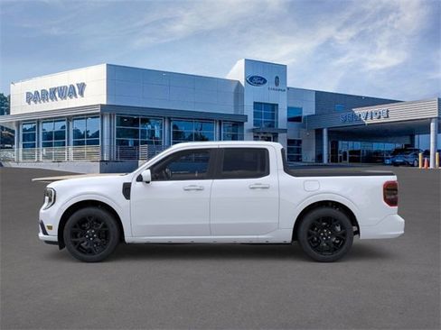 New 2025 Ford Maverick Lobo image 3