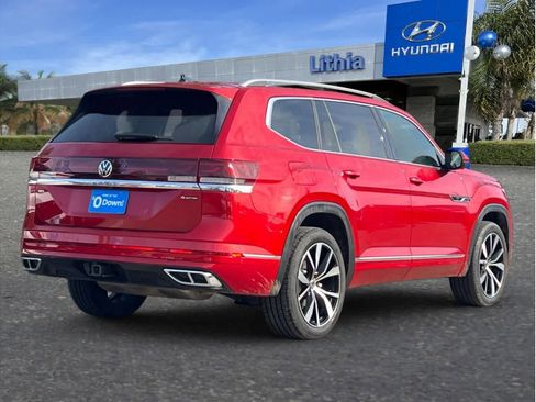Used 2024 Volkswagen Atlas SEL Premium R-Line image 4