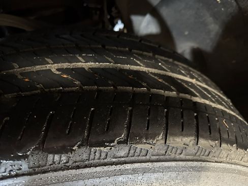 Used 2022 Chevrolet Tahoe LT w/ Luxury Package image 11