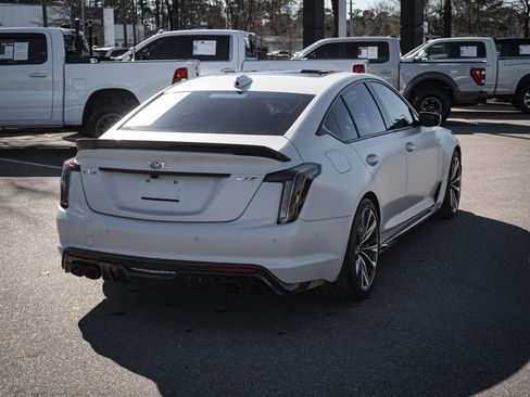 Used 2022 Cadillac CT5 V Blackwing w/ Carbon Fibre Package 2 image 10