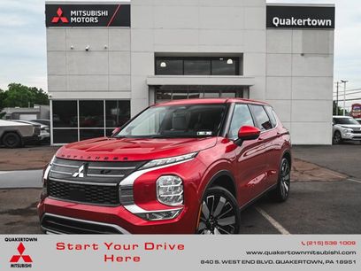 New 2025 Mitsubishi Outlander SE