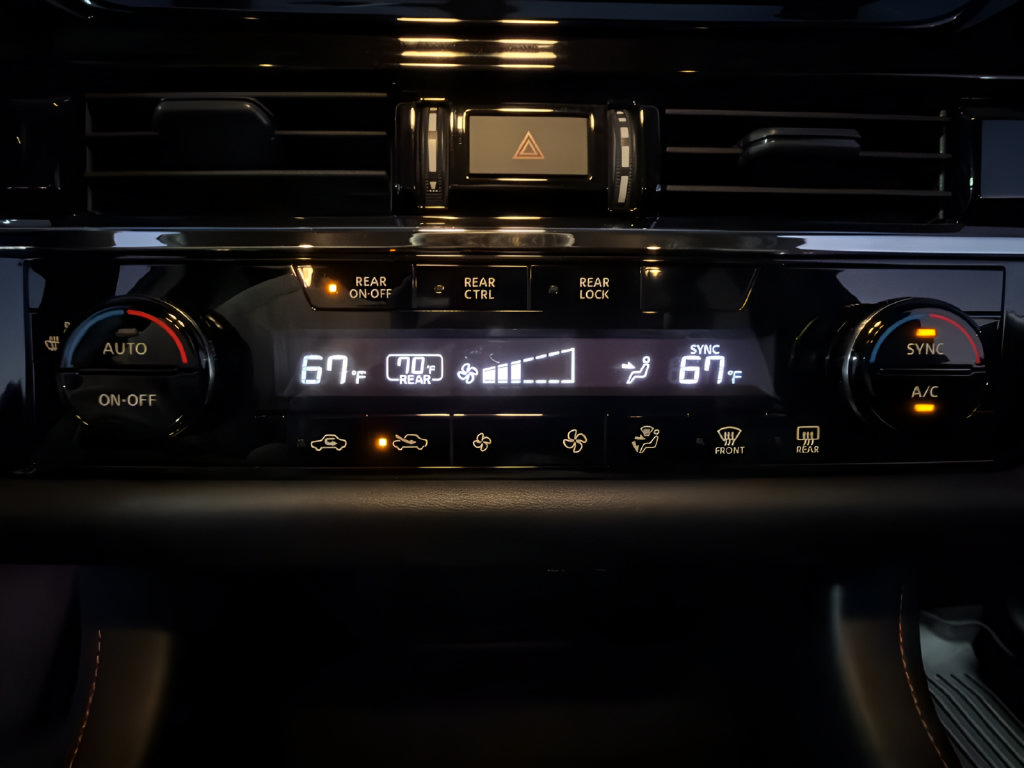Certified 2025 Nissan Pathfinder Rock Creek AWD/4WD image 33