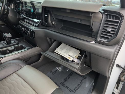 Certified 2022 Chevrolet Silverado 1500 ZR2 w/ Technology Package image 30