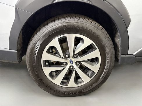 Used 2023 Subaru Outback Premium image 33