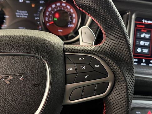 Used 2019 Dodge Challenger SRT Hellcat Redeye image 39