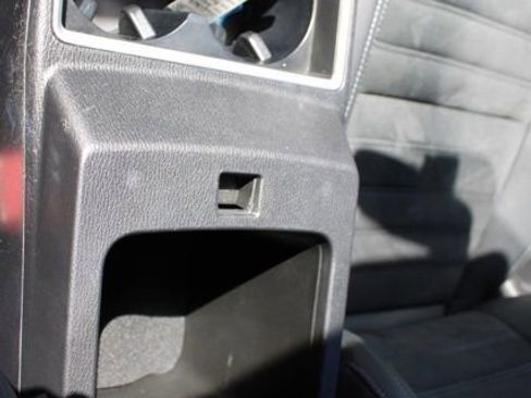 Used 2023 Mitsubishi Outlander SE AWD/4WD image 45