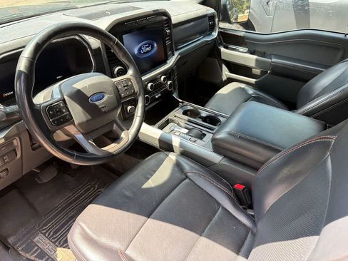 Used 2021 Ford F150 Lariat w/ Equipment Group 502A High AWD/4WD image 8