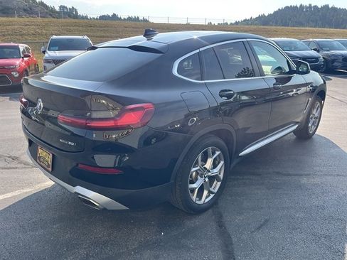 Used 2025 BMW X4 xDrive30i AWD/4WD image 5