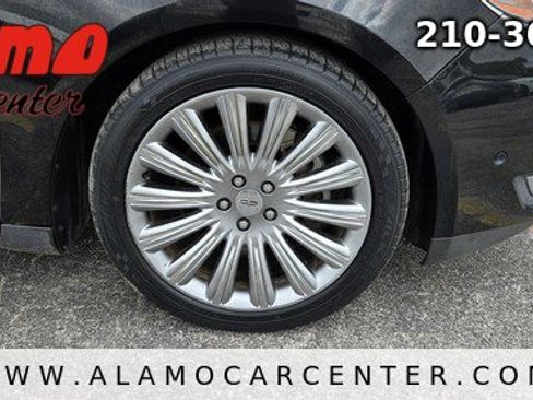 Used 2013 Lincoln MKS FWD image 12