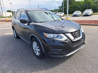 Used 2020 Nissan Rogue SV FWD video 1