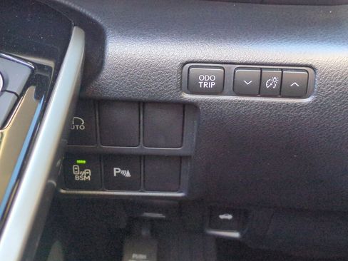 Used 2019 Lexus IS 300 w/ Navigation Package image 21