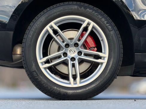 Used 2017 Porsche Macan S image 19