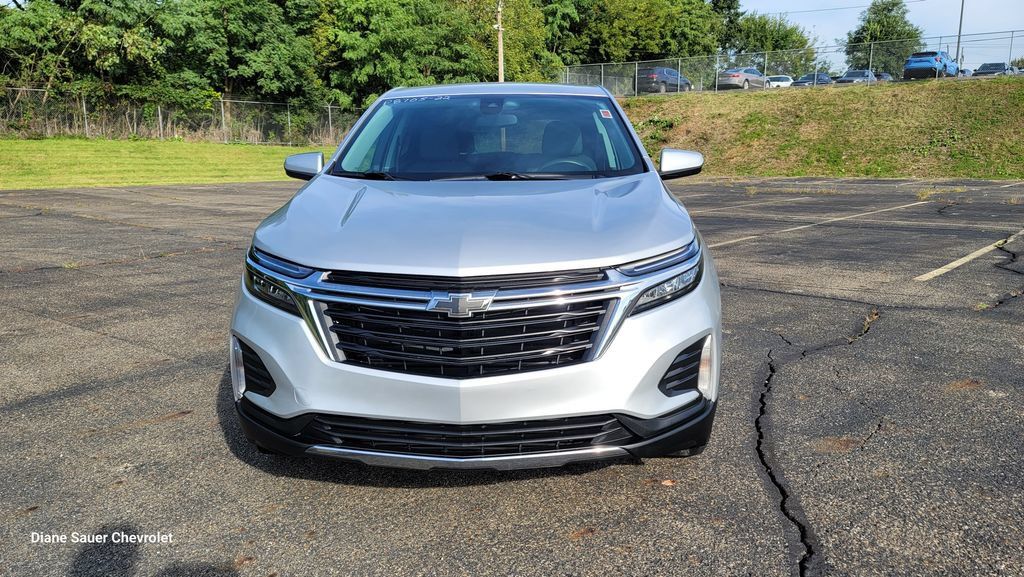 Used 2022 Chevrolet Equinox LT AWD/4WD image 4