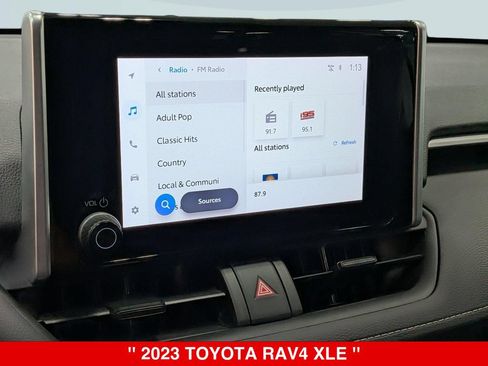 Used 2023 Toyota RAV4 XLE AWD/4WD image 23