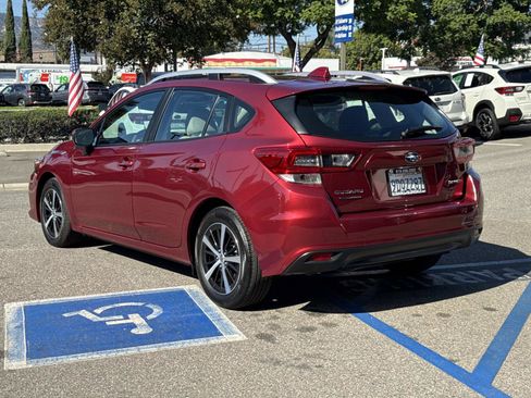 Used 2023 Subaru Impreza 2.0i Premium w/ Popular Package #2 image 4