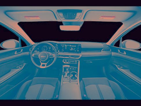 Used 2024 Kia K5 LXS image 5