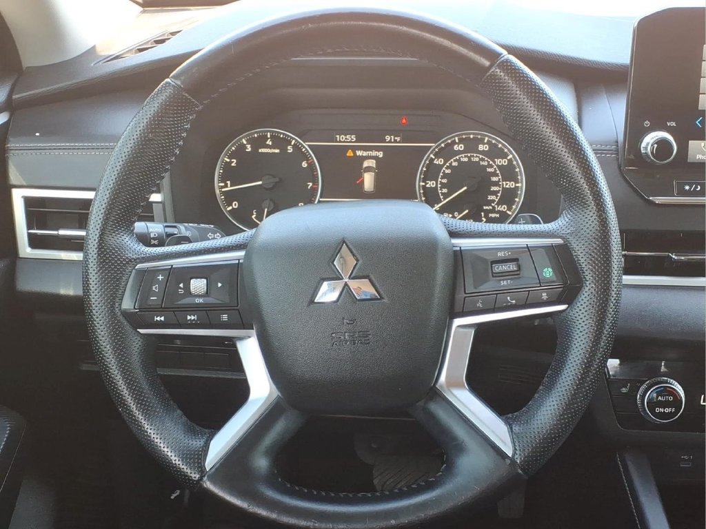 Used 2023 Mitsubishi Outlander SE FWD image 20