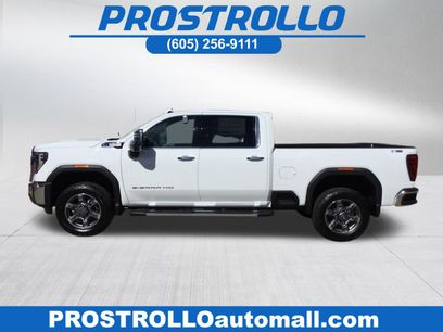 New 2026 GMC Sierra 2500 SLT w/ SLT Premium Package