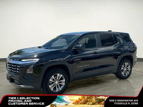 Used 2025 Chevrolet Equinox LT AWD/4WD image 2