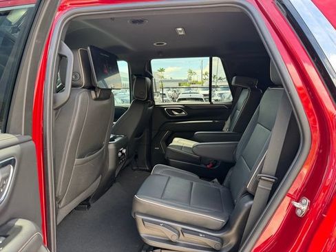 Certified 2024 GMC Yukon SLT RWD image 11