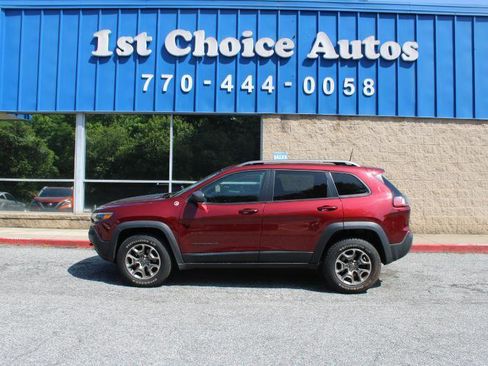 Used 2020 Jeep Cherokee Trailhawk w/ Cold Weather Group AWD/4WD image 16